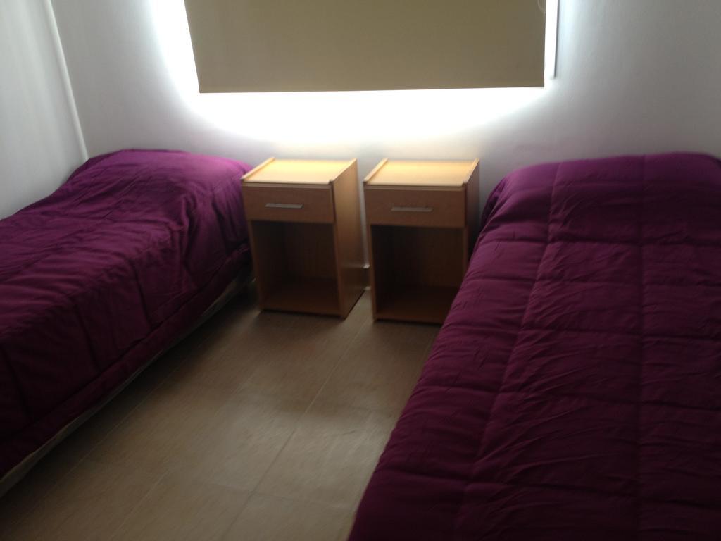Orange Apartment *